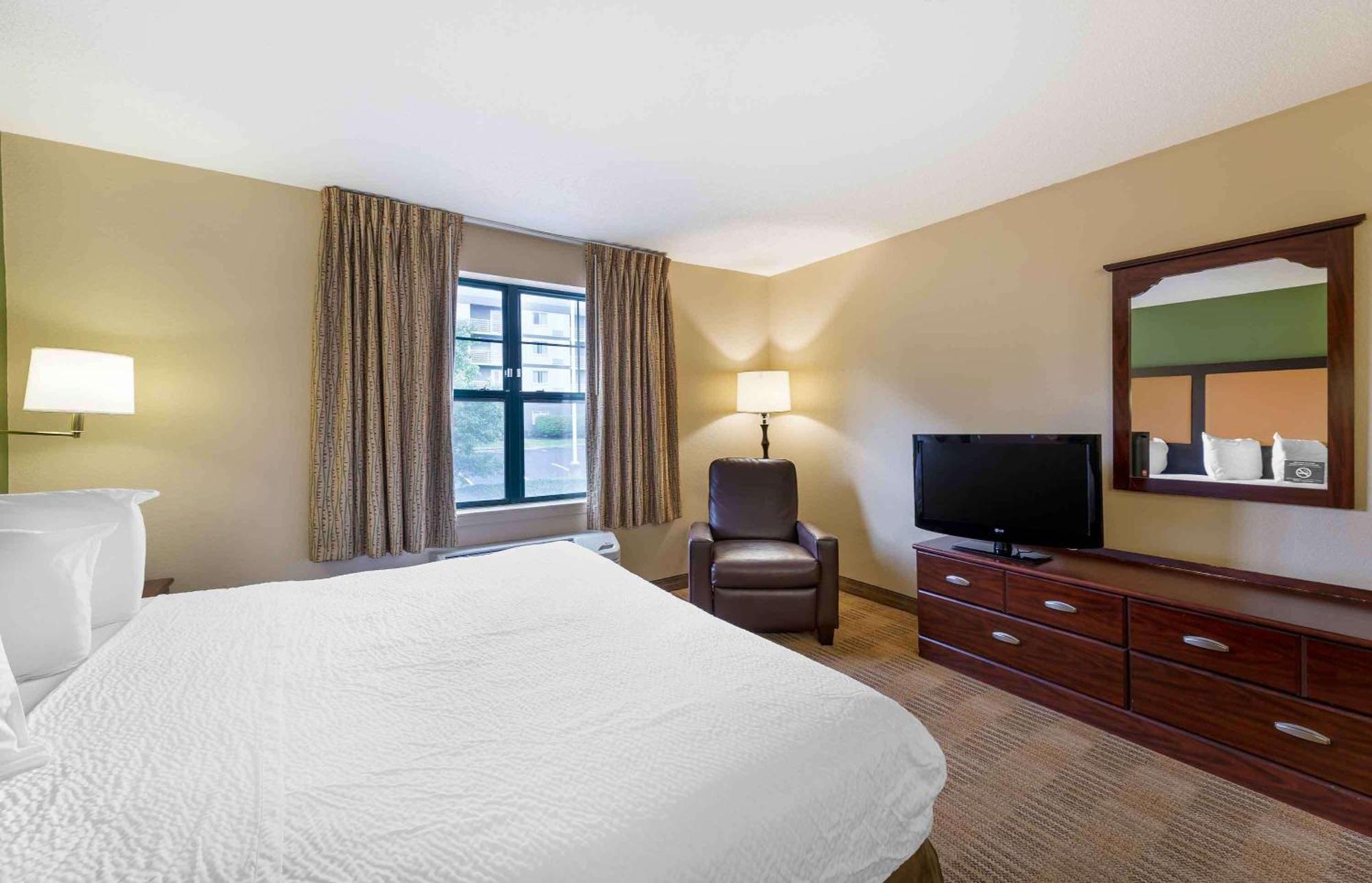 Extended Stay America Suites - Chicago - Burr Ridge Eksteriør billede
