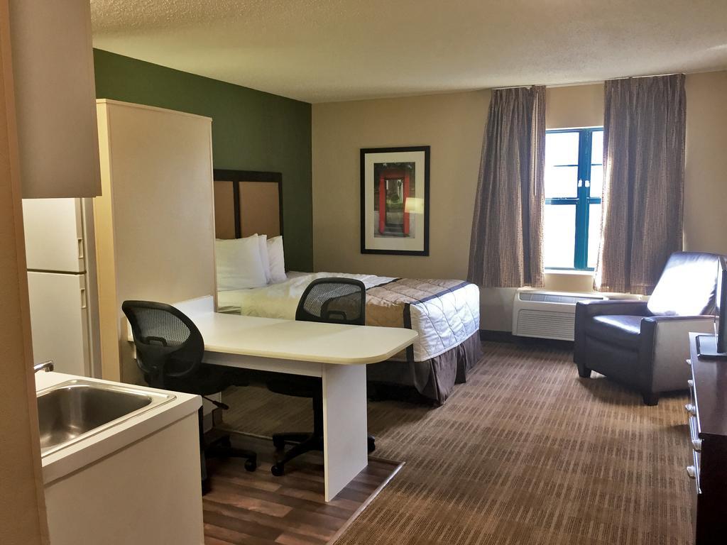 Extended Stay America Suites - Chicago - Burr Ridge Eksteriør billede